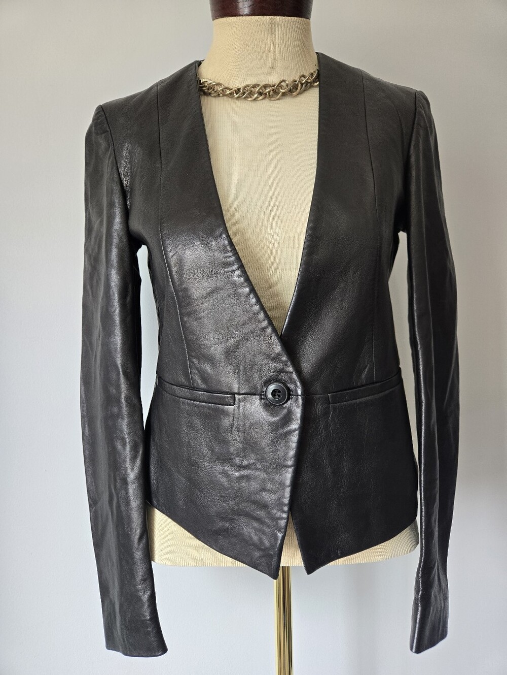 Massimo Dutti Black Lambs Leather Single-Button Blazer Jacket. Size 4
